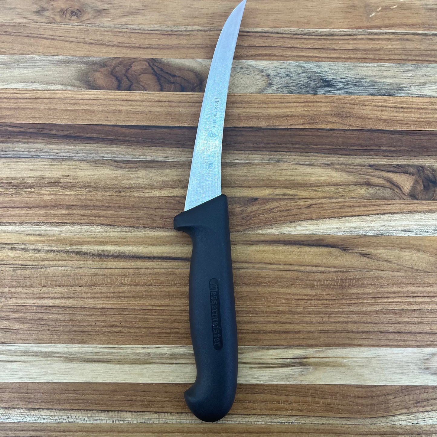 Messermeister Pro Series 6" Curved Semi-Flexible Boning Knife