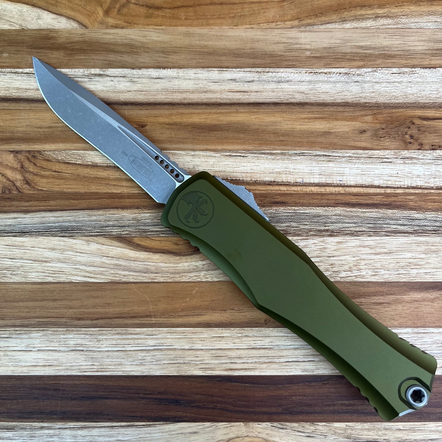 Microtech Hera II 4" Apocalyptic OTF w/ OD Green Aluminum Handle