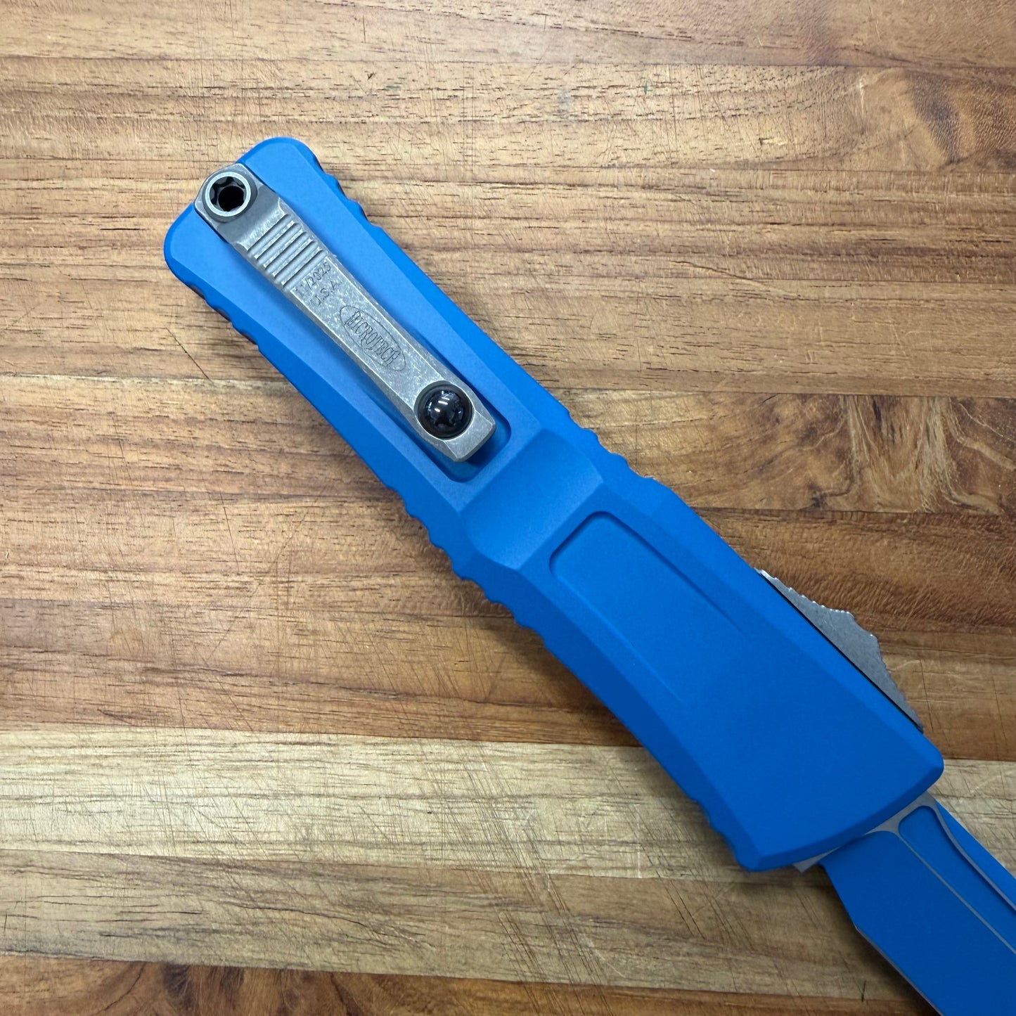 Microtech Combat Troodon Gen III T/E 4" OTF w/ Cerakote Blue Handle
