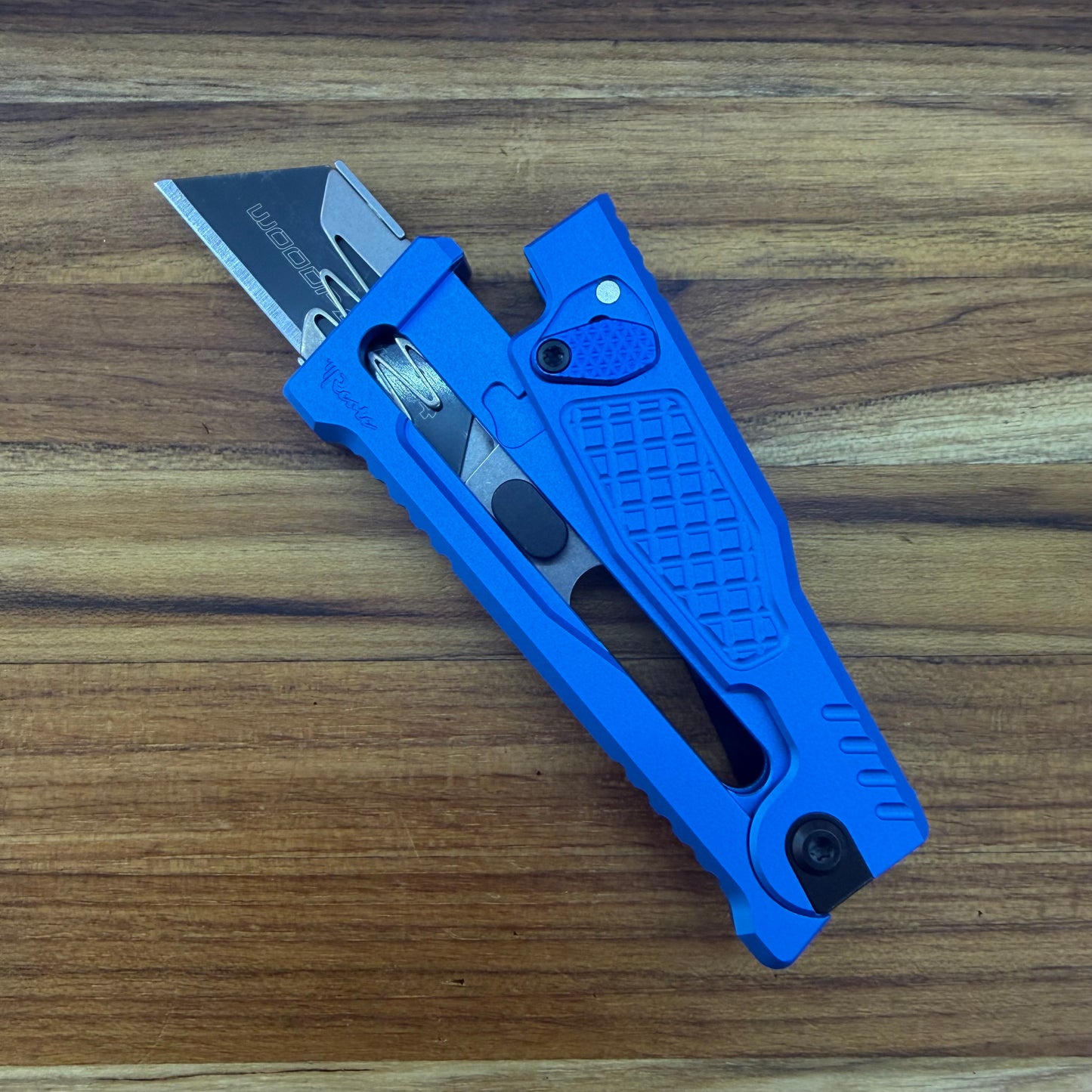 Reate Exo-U Gravity 2.5" Utility Knife w/ Blue Diamond Handle
