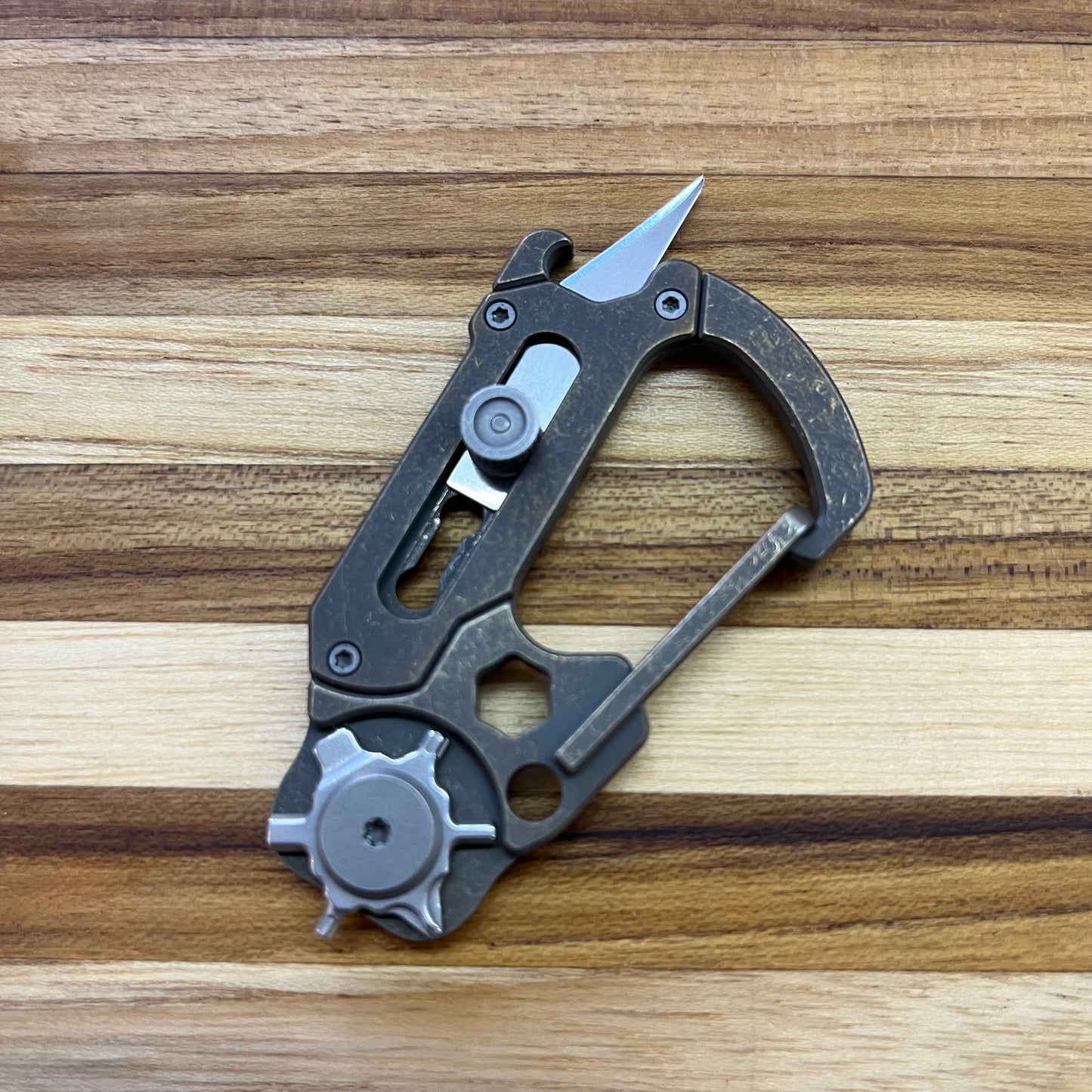 Civivi Polymorph 2.8" Bronze Carabiner w/ Retractable Utility Blade