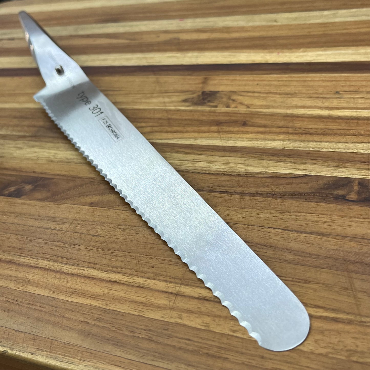 Chroma Type 301 260mm (10.25") Baker's Knife