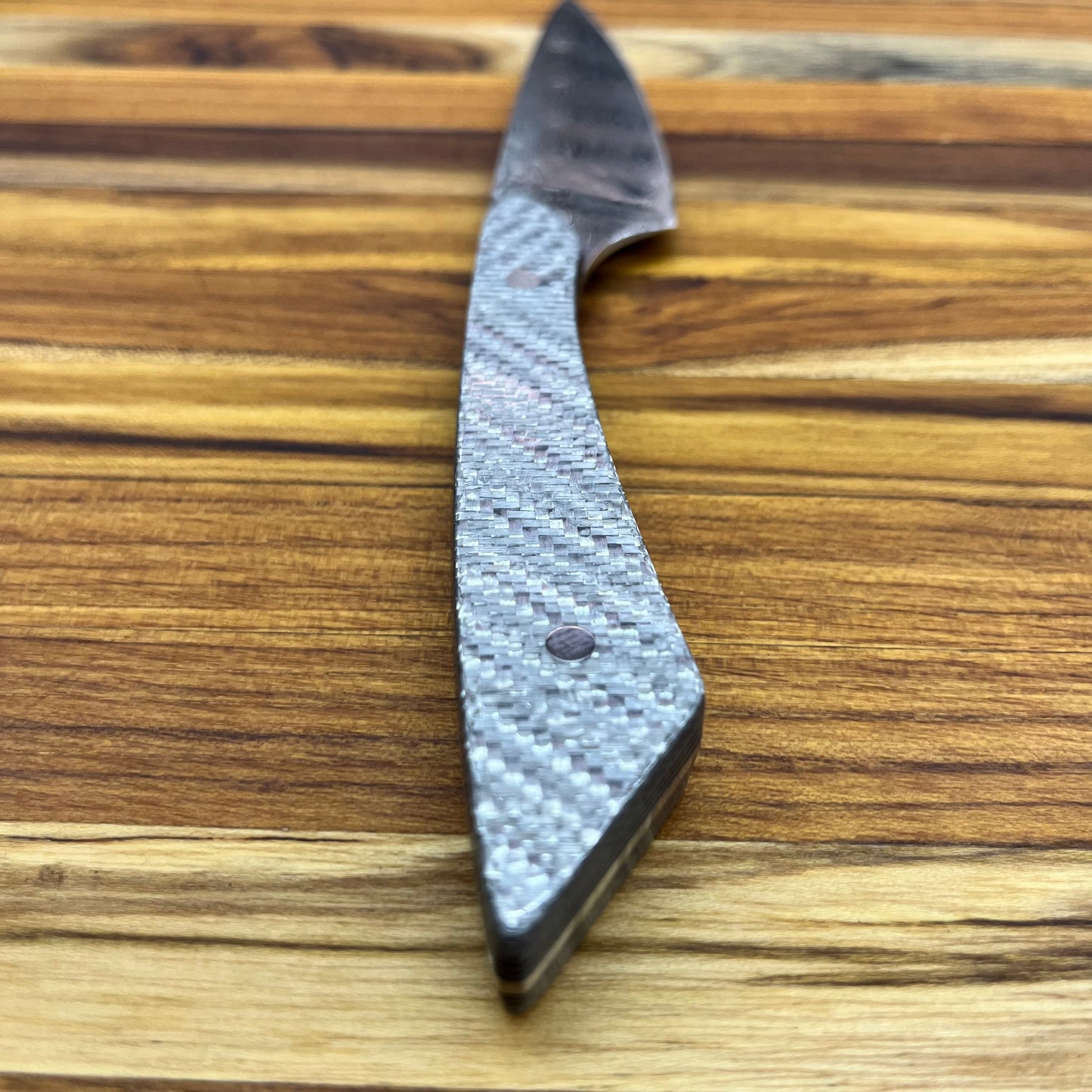 Studio Blade PFDC 4.25" Damasteel Steak Knife w/ Silver Twill Carbon Fiber