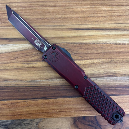 Microtech Ultratech Gen IV T/E 3.5" OTF w/ Half Tri-Grip Red Abrasion Aluminum Handle