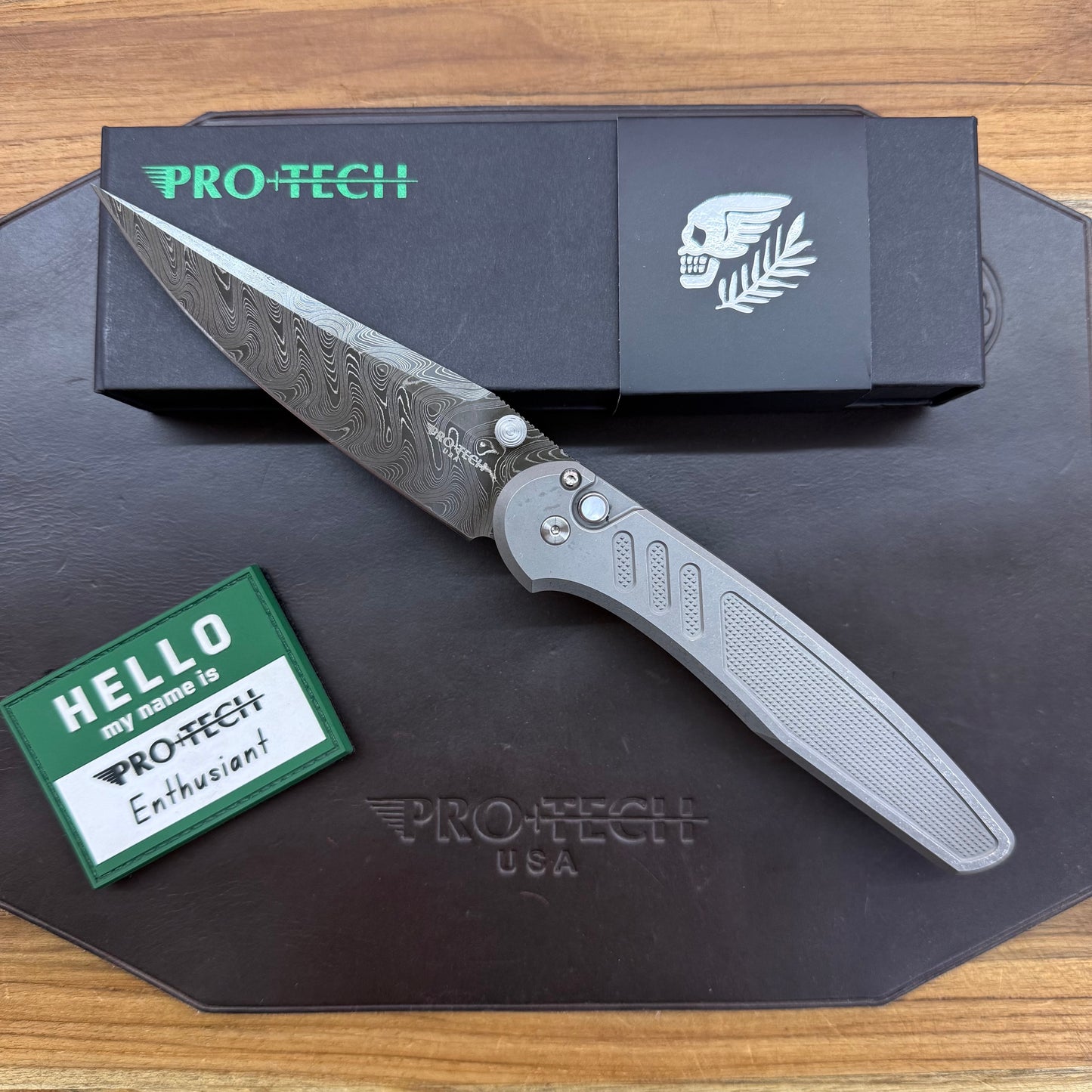 Pro-Tech Blade Show Custom Avalon 4" Folding Knife w/ Chad Nichols Boomerang Damascus Blade & Knurled 17-4 Stainless Steel Handle