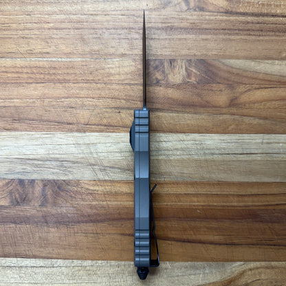 Microtech Dirac D/E 3" OTF w/ Natural Clear Handle