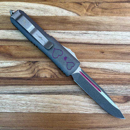 Microtech UTX-85 Valentine's Edition 3" OTF w/ Grey Handle