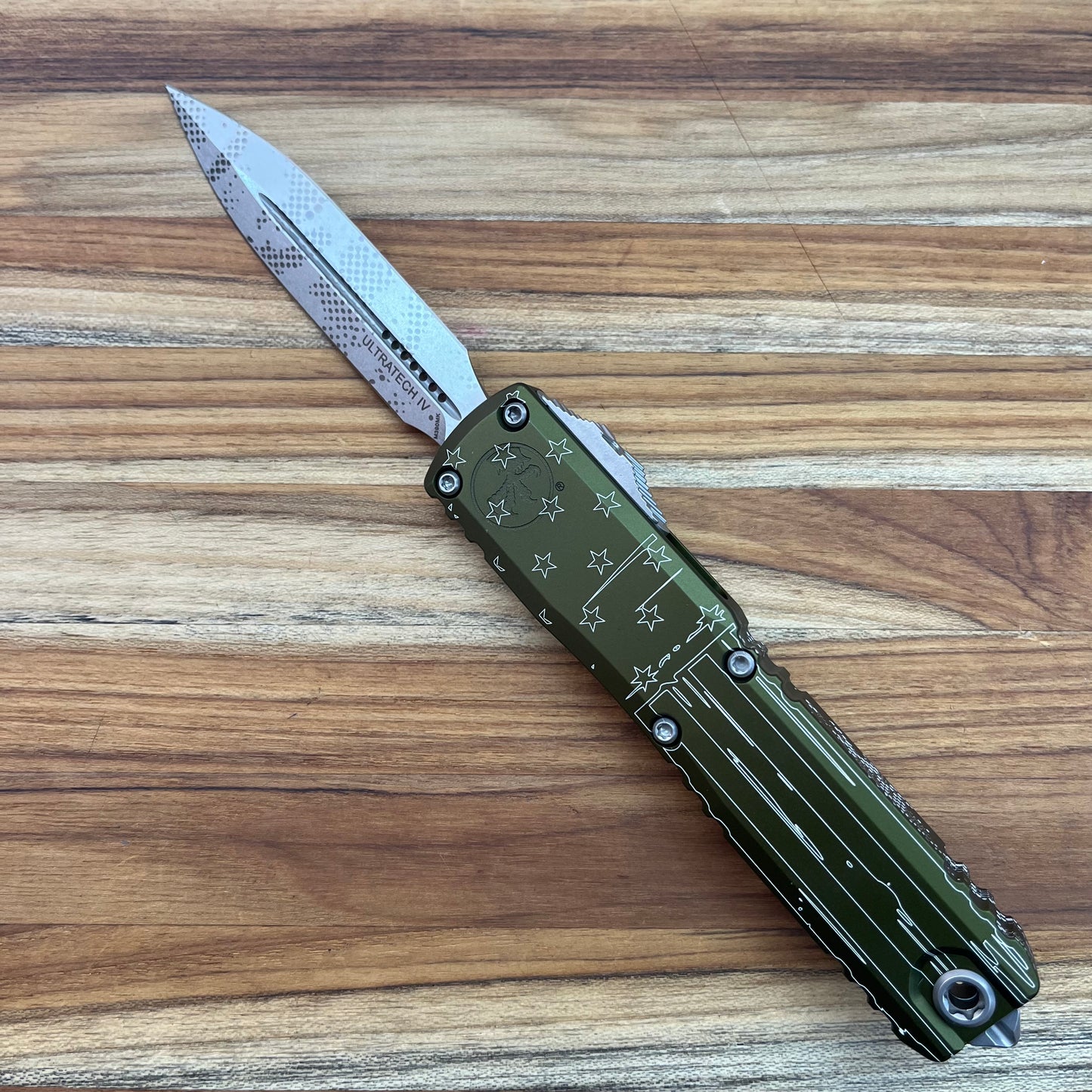 Microtech Ultratech Gen IV D/E 3.5" OTF w/ OD Green Hero Aluminum Handle