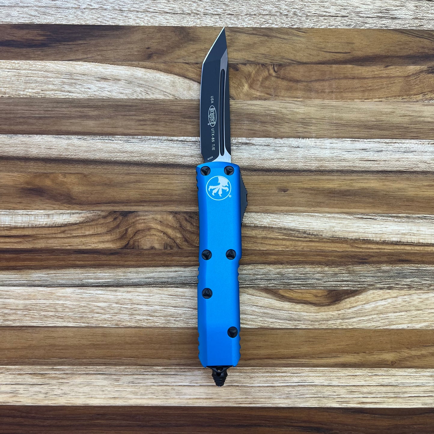 Microtech UTX-85 S/E 3.11" Black T/E OTF Auto w/ Blue Handle