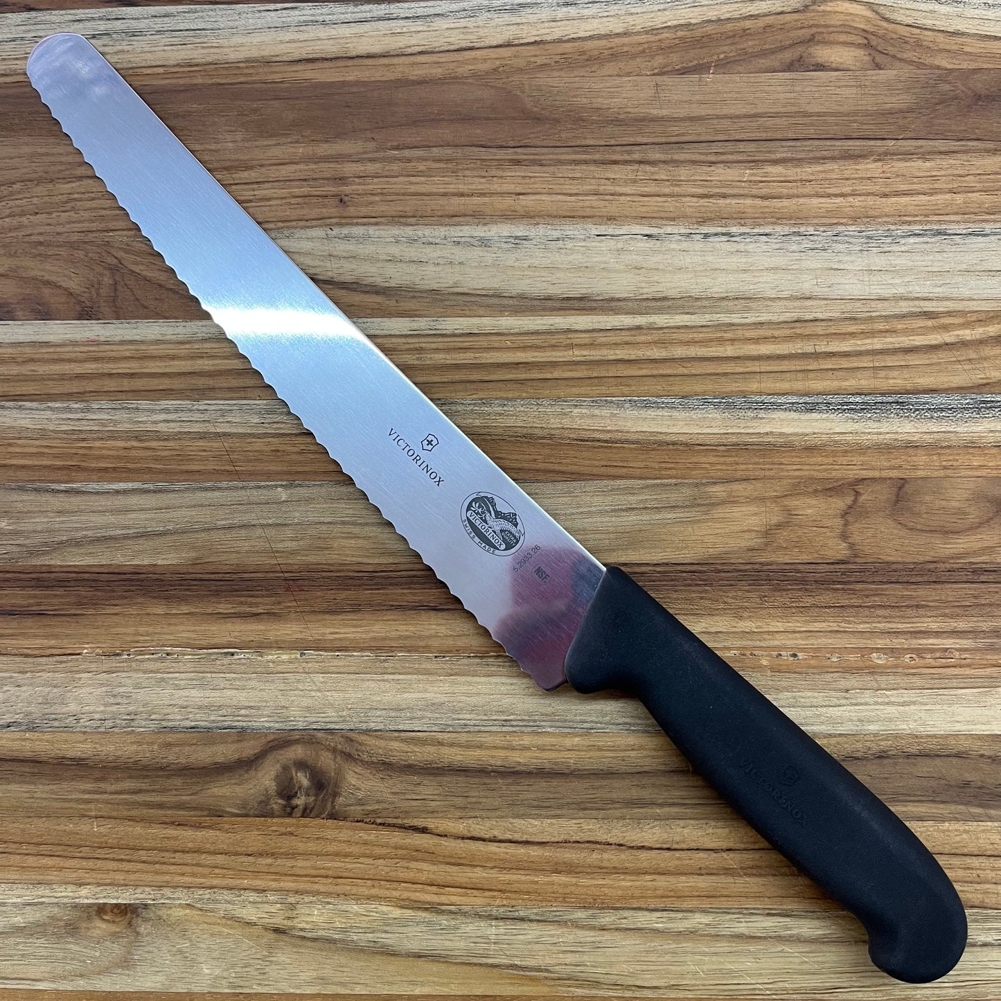 Victorinox Fibrox Pro 10.25” Baker's Knife