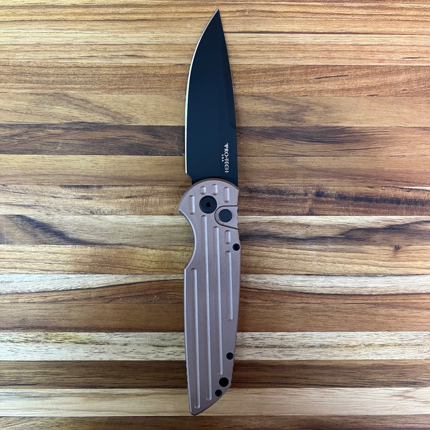 Pro-Tech TR-3 3.5" Auto w/ Grooved Brown Handle