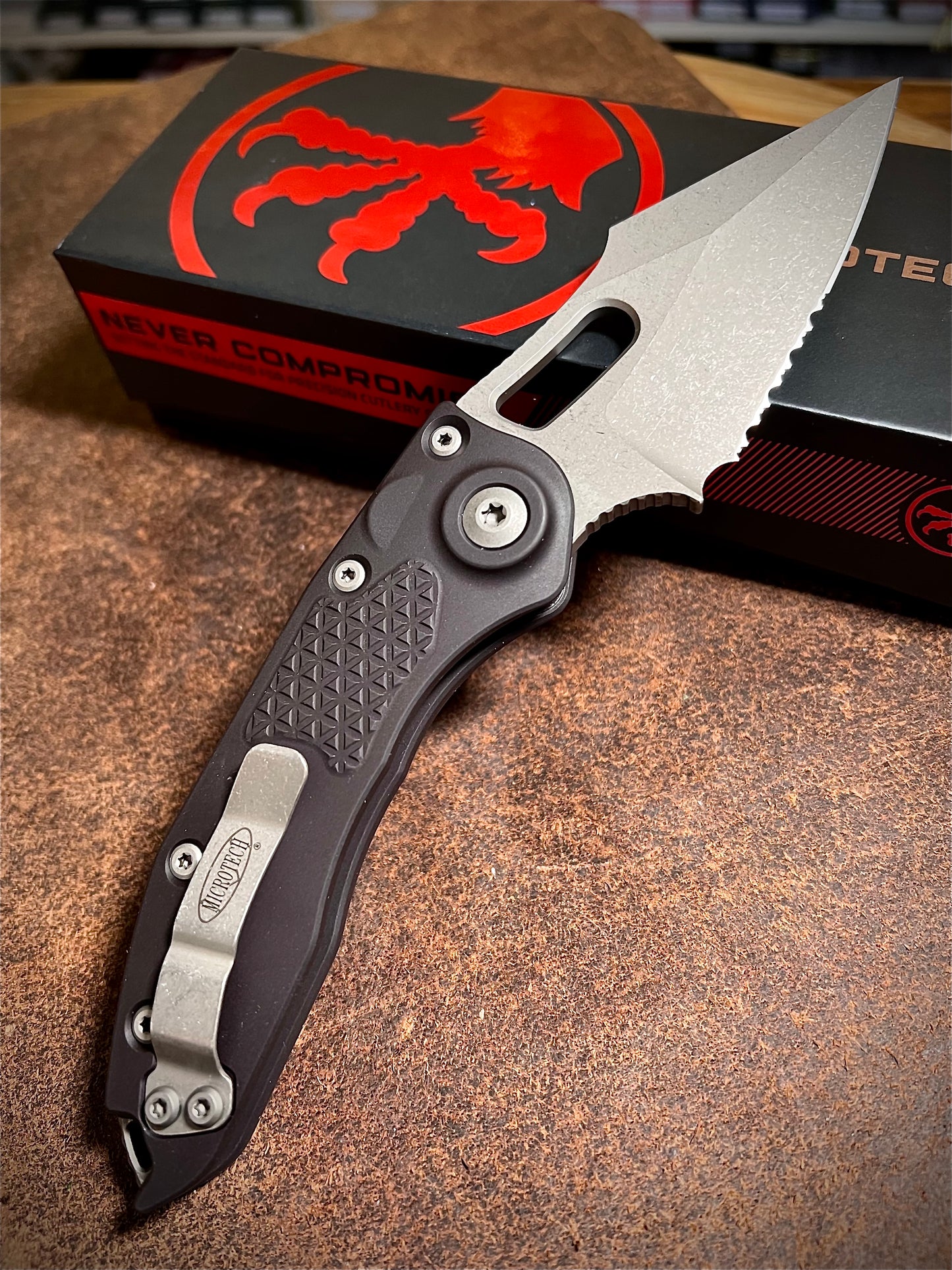 Microtech 169-11AP Stitch S/E P/S Apocalyptic Auto