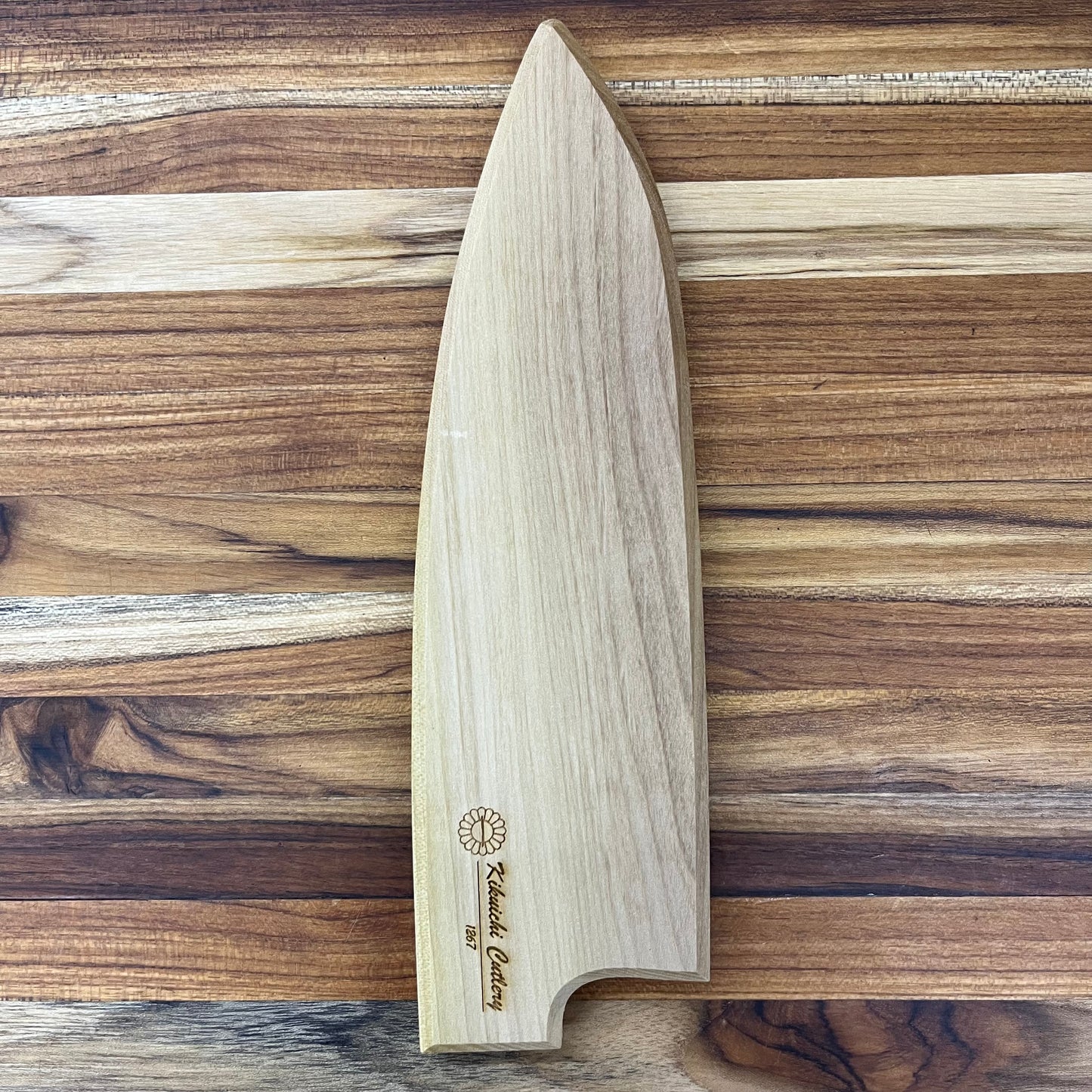 Kikuichi Magnetic Saya 180mm (7") Santoku w/ Poplar Wood