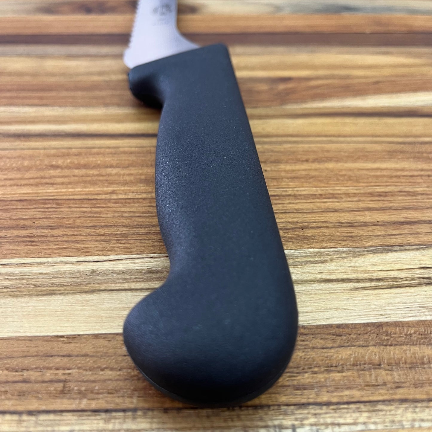 Victorinox Fibrox Pro 7.5” Offset Bread Knife