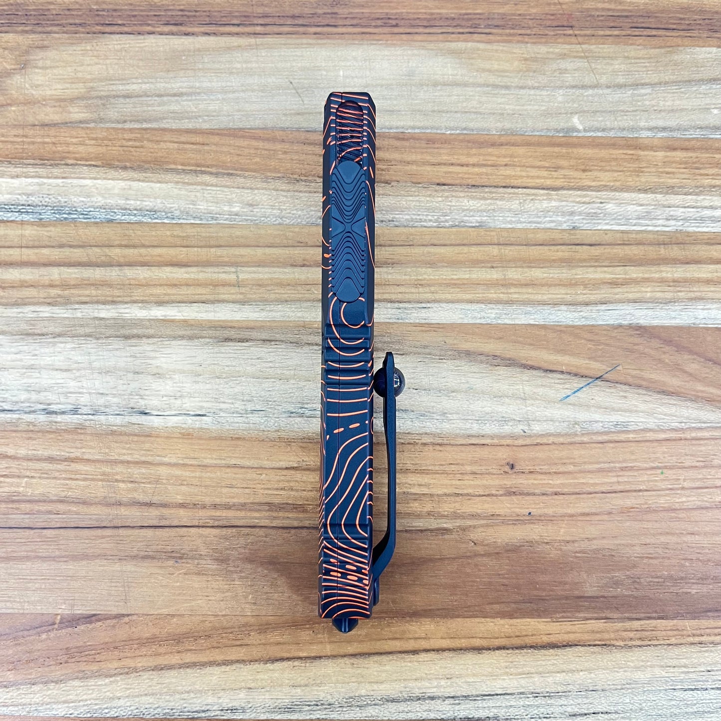 Microtech Signature Series Ultratech Gen IV D/E 3.5" OTF w/ Topographic Black/Orange Camo Aluminum Handle