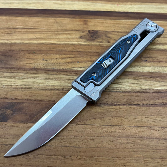 Reate EXO-M 3.25" Drop Point Gravity Knife w/ Blue & Black Handle