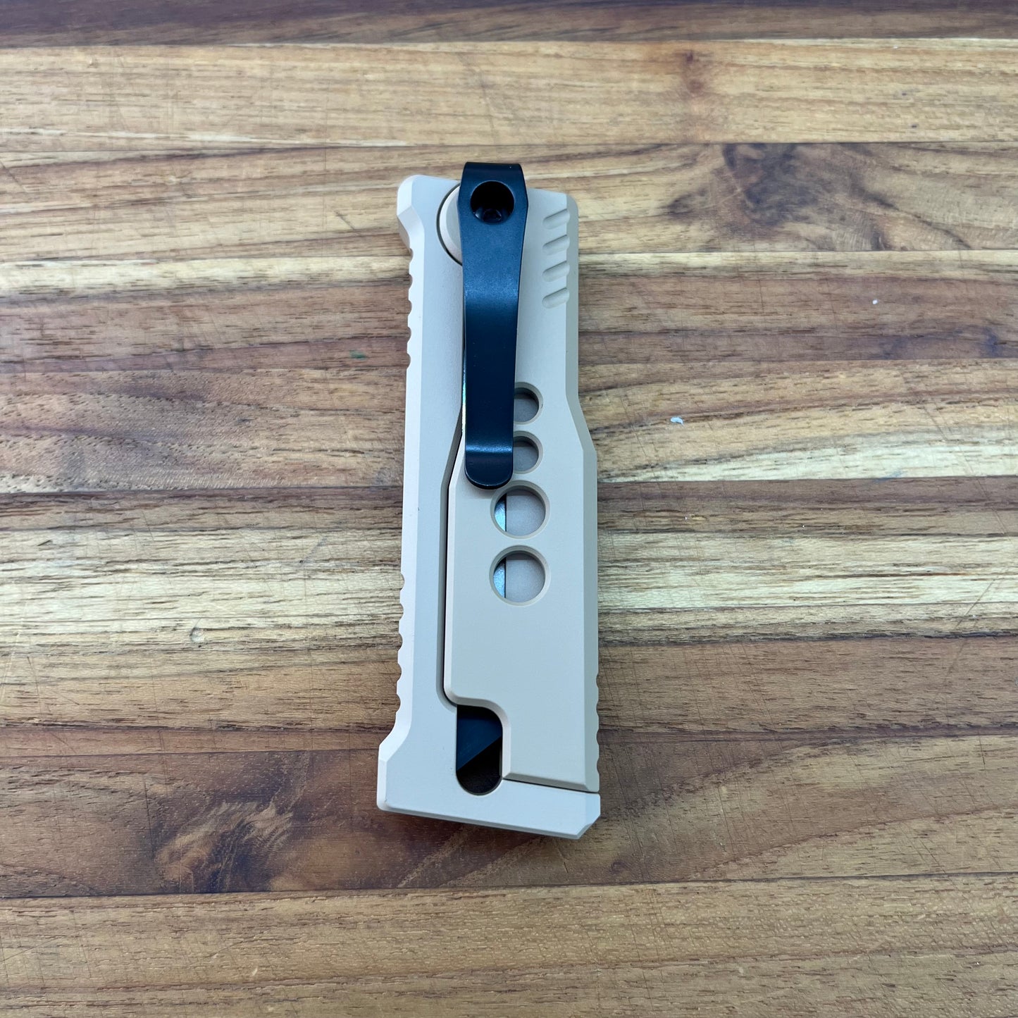 Reate Exo-U Gravity 2.5" Utility Knife w/ Tan Speedhole Handle