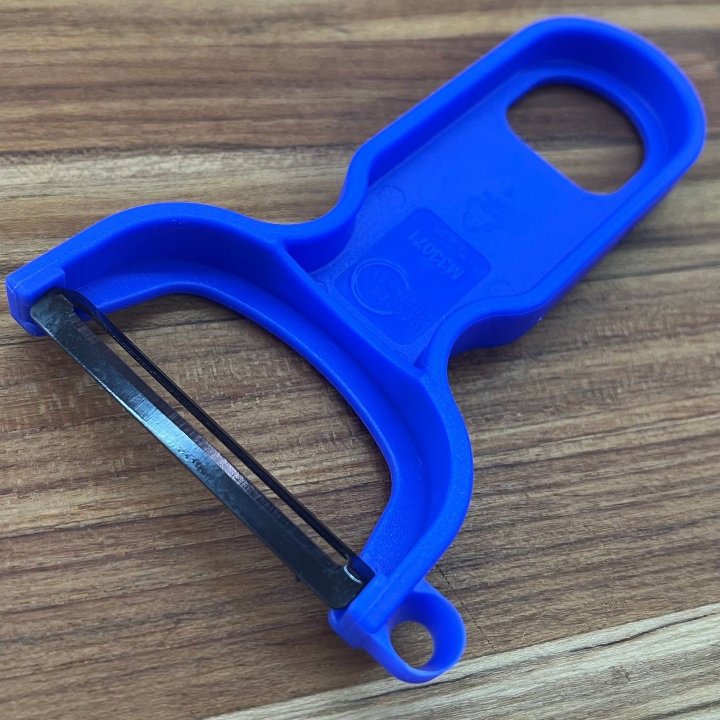 Mercer Tools Blue Y Peeler w/ Carbon Steel Blade