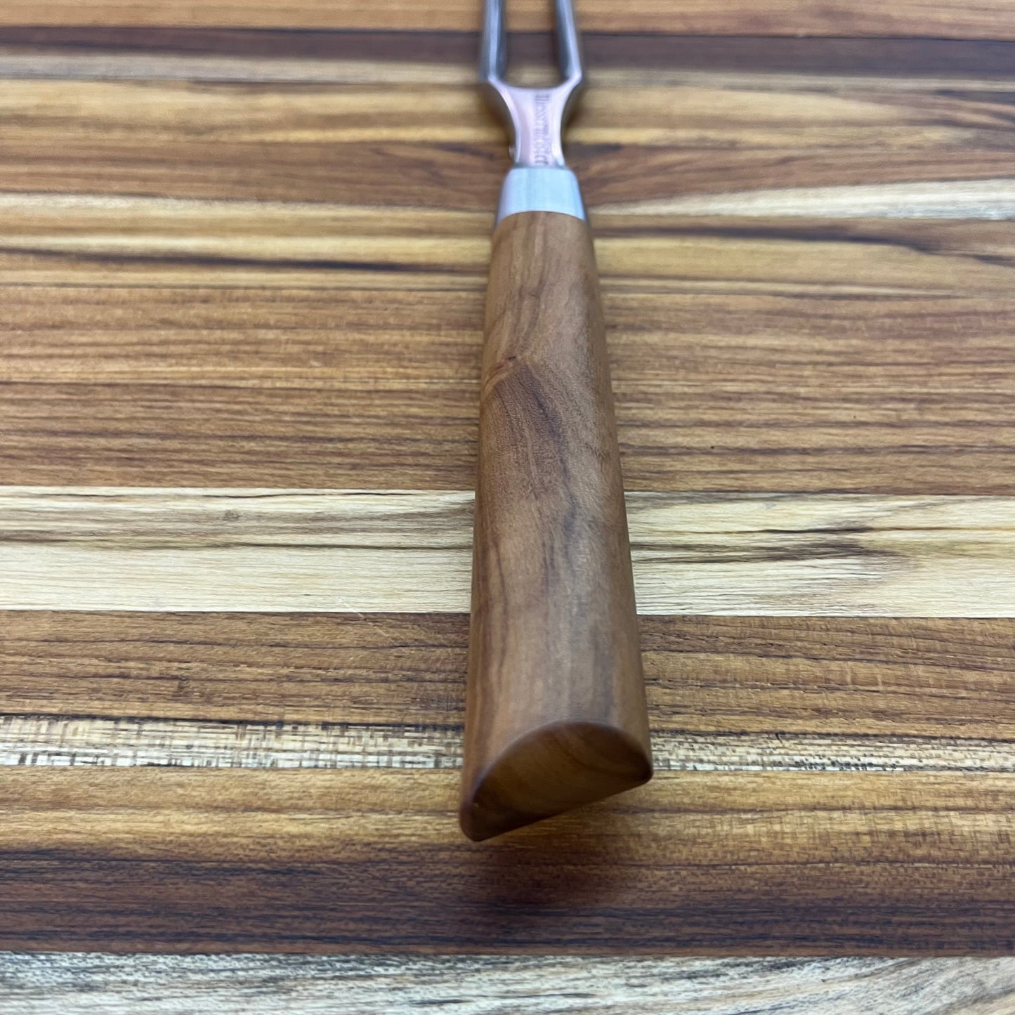 *DISCONTINUED* Messermeister Oliva Elité 6" Straight Carving Fork