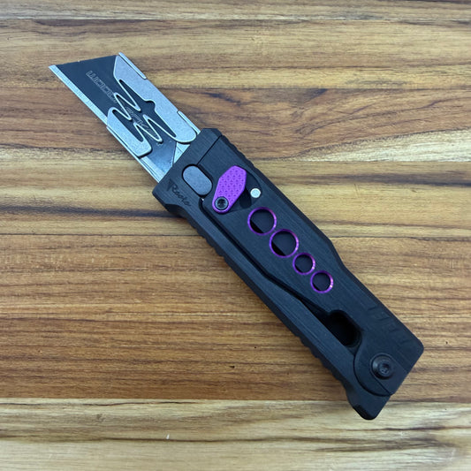 Reate Exo-U Gravity 2.5" Utility Knife w/ Black Handle & Purple Speedhole