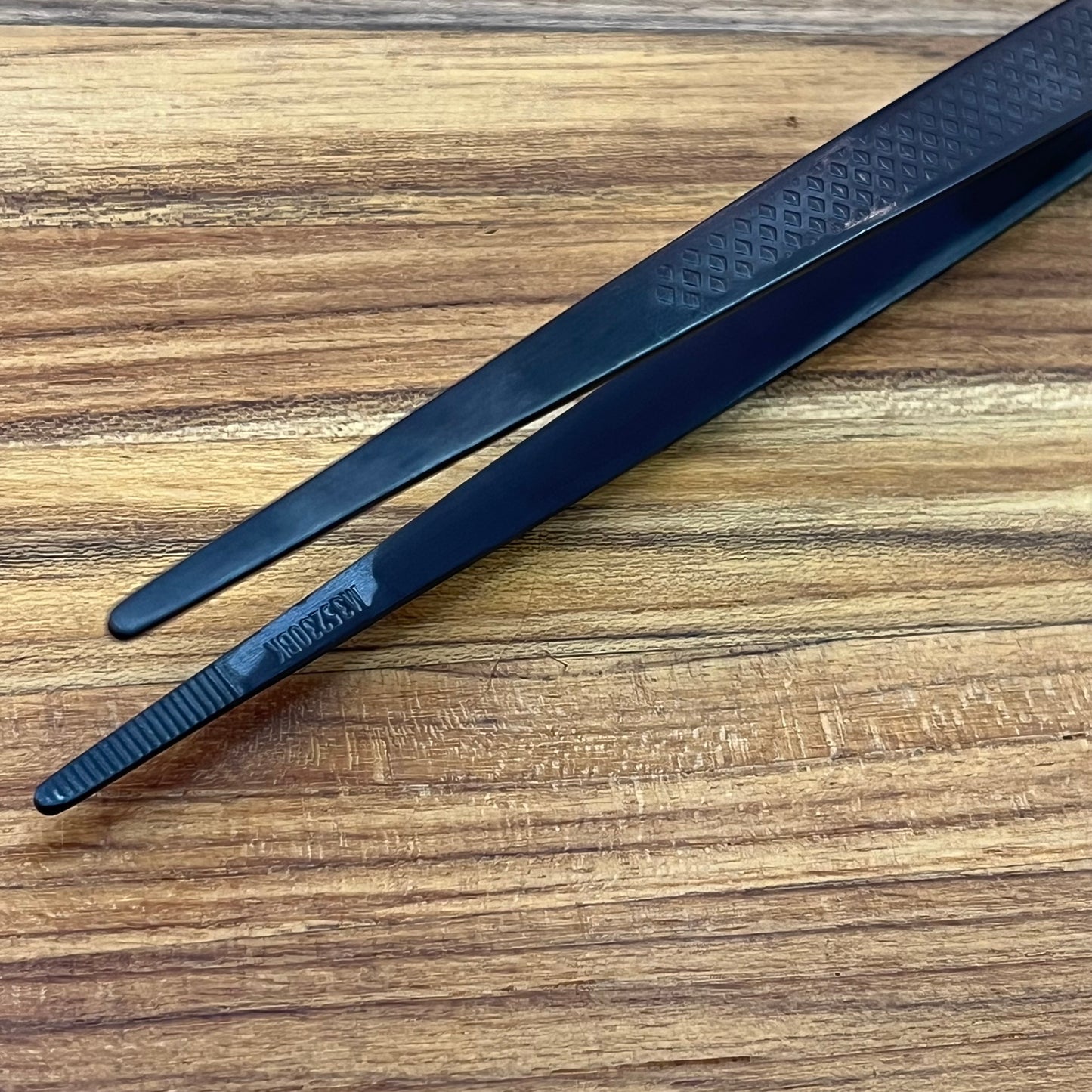 Mercer Tool Precision Plus 9.5" Matte Black Plating Tong