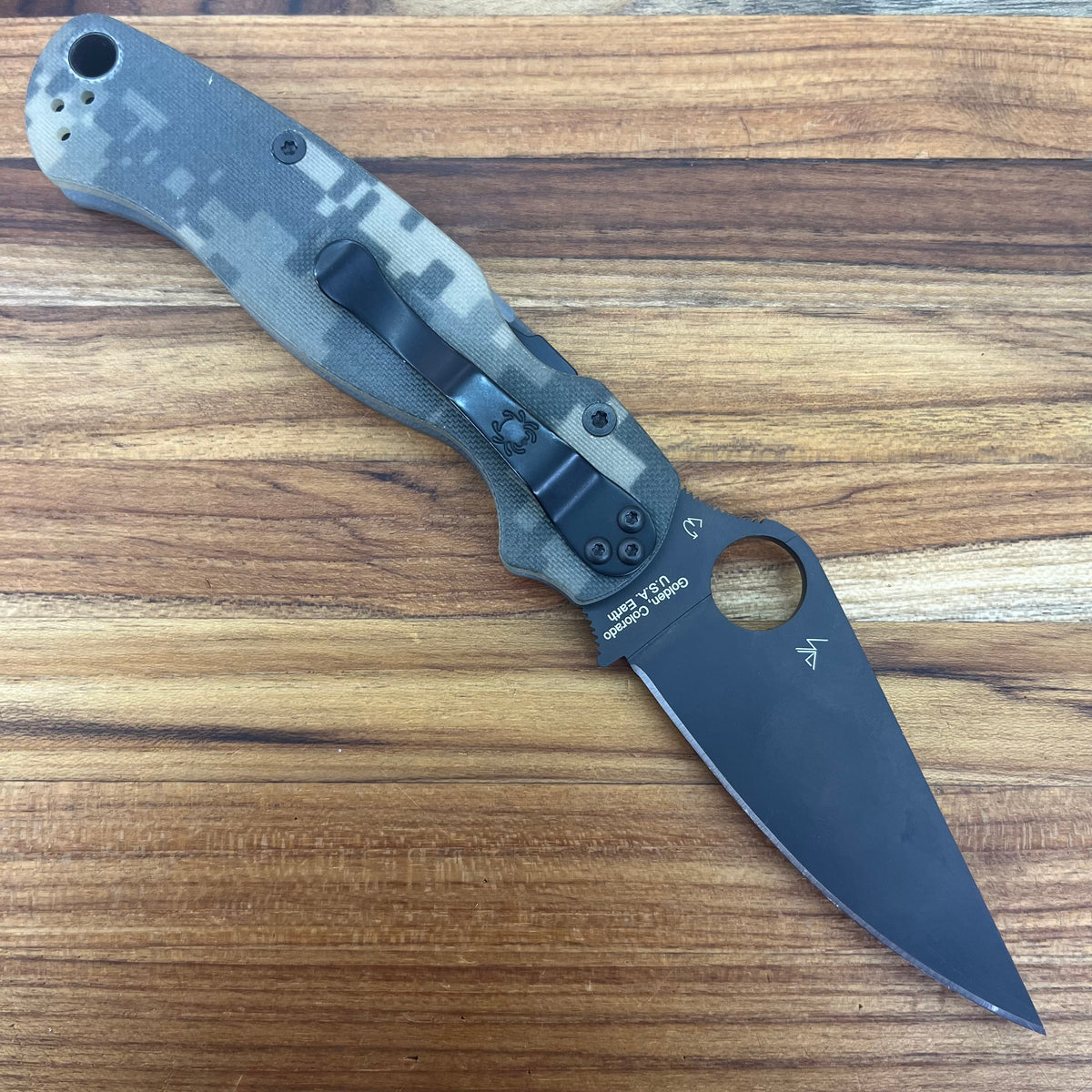 Spyderco Para Military 2 Black Blade Camo G10 Folder