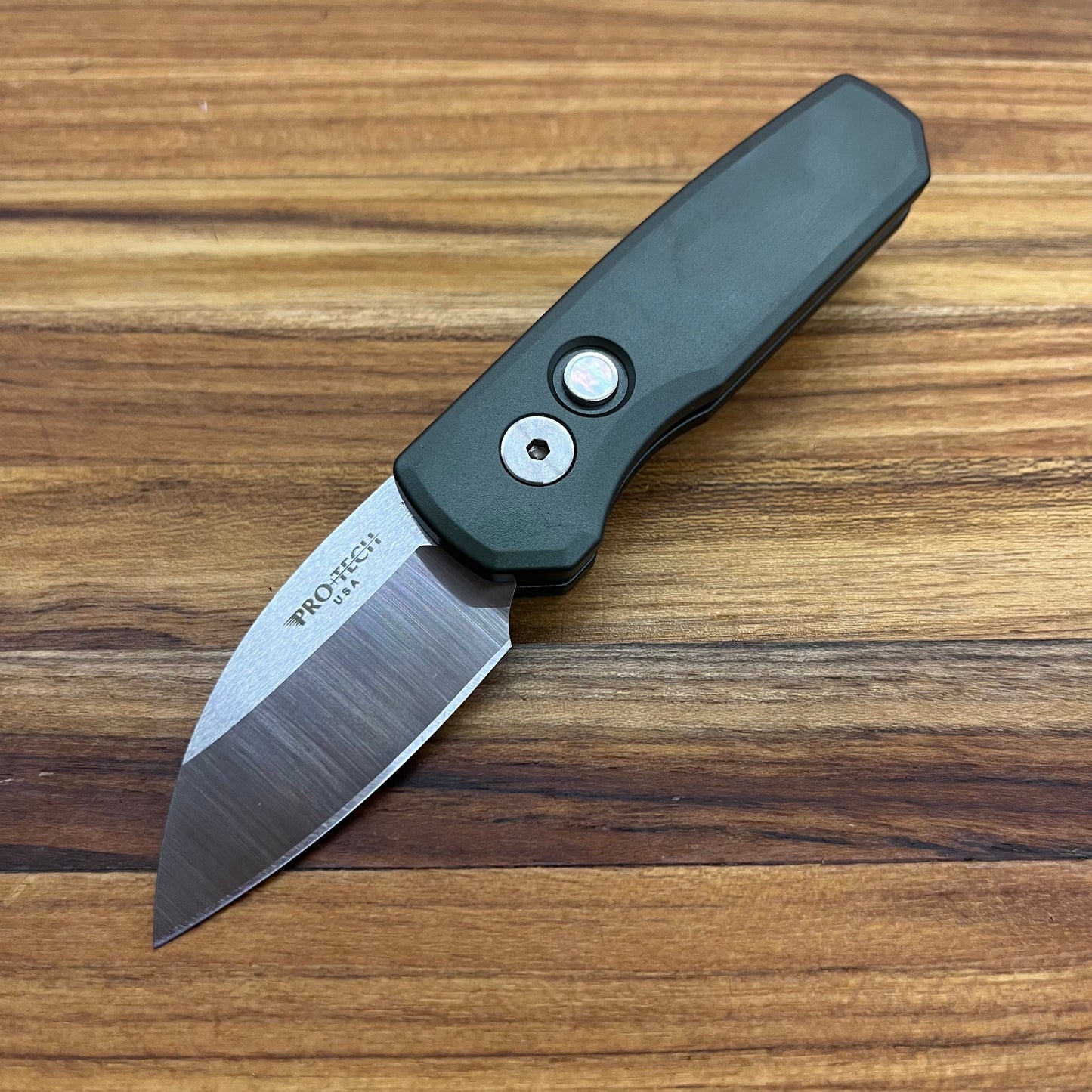 Pro-Tech Runt 5 2" Auto w/ Wharncliffe Blade & Green Aluminum Handle