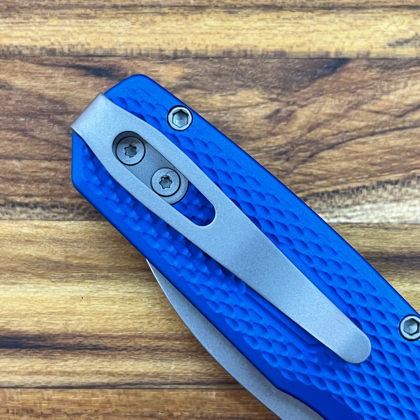 Pro-Tech Runt 5 2" Auto w/ Textured Blue Handle