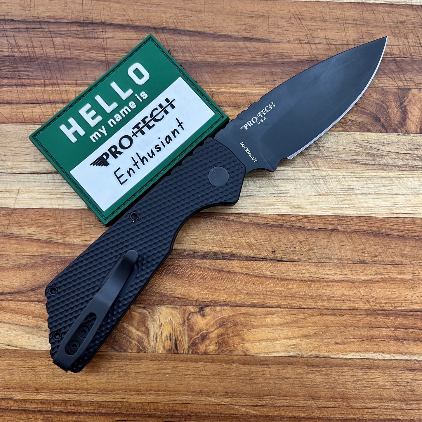 Pro-Tech Strider PT+ 2.5" All Black Auto w/ Textured Aluminum Handle