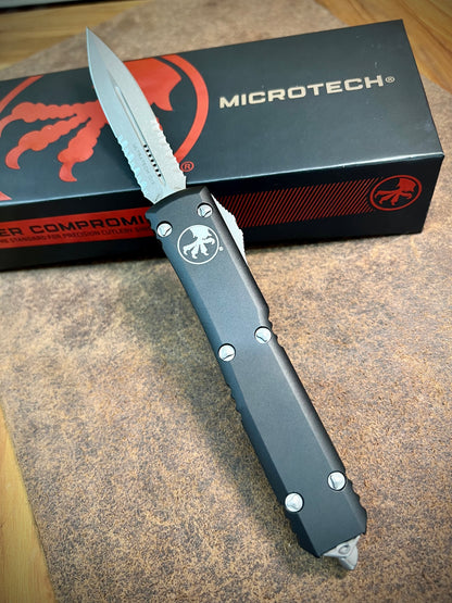 Microtech 122-11AP Ultratech D/E P/S Black Apocalyptic OTF Auto