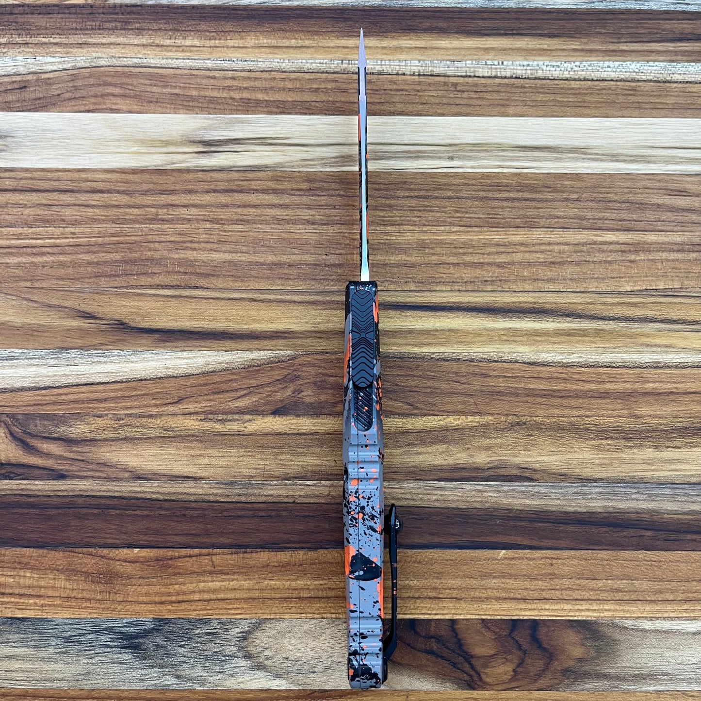 Microtech Combat Troodon Gen III T/E 4" OTF w/ Bull Shark Gray/Black Orange Splatter Aluminum Handle