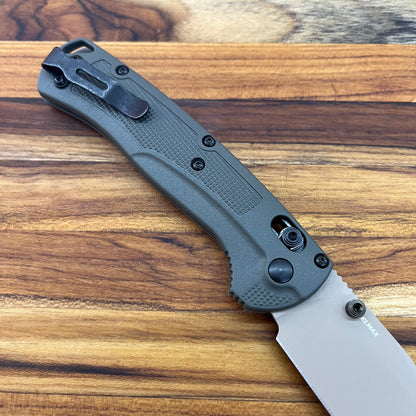 Benchmade Taggedout 3.5" Folding Knife w/ Deep Olive Grivory Handle