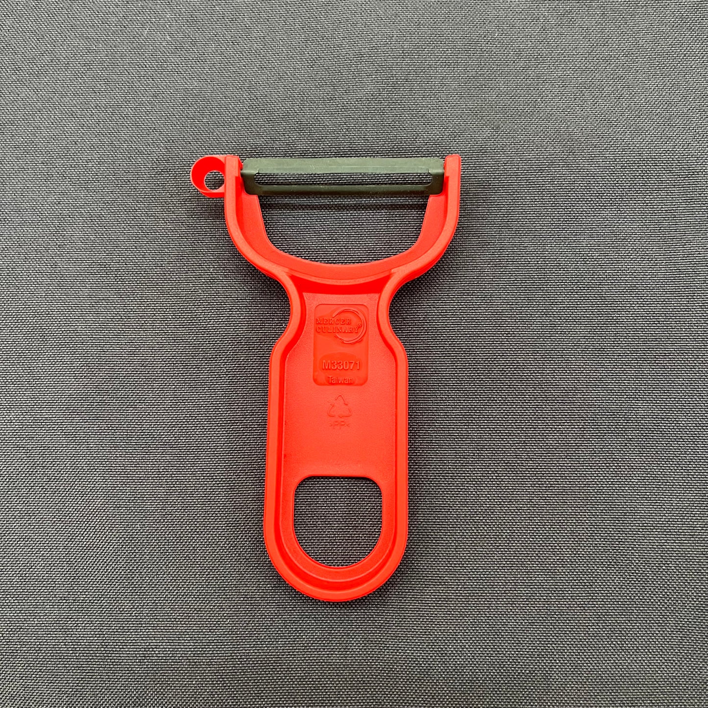 Mercer Tools Red Y Peeler w/ Carbon Steel Blade