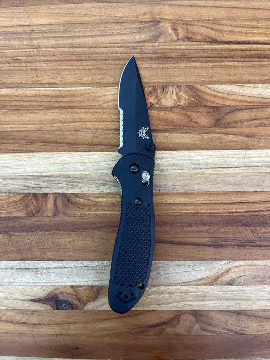 *DISCONTINUED* Benchmade Griptilian 3.5” Folding Knife