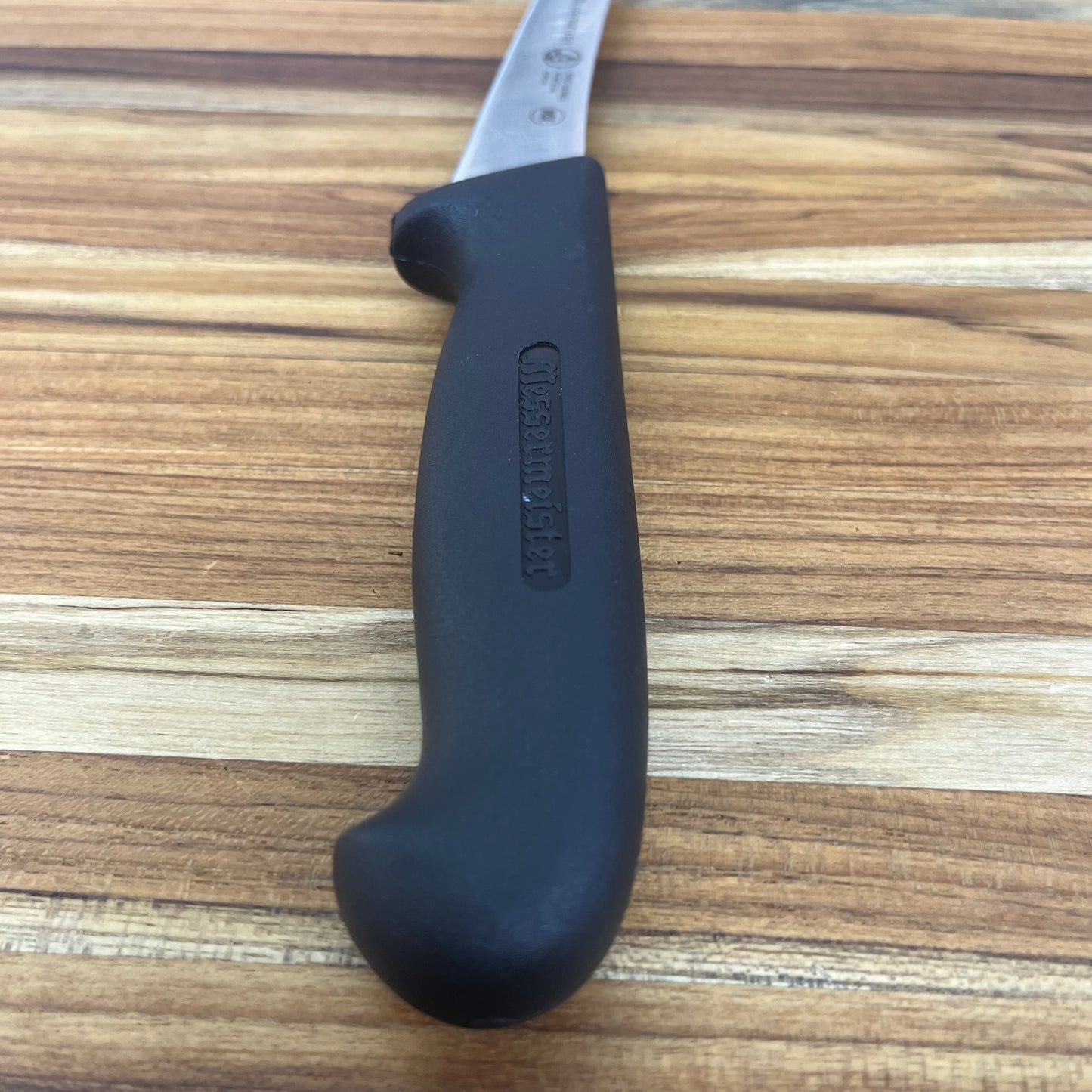 Messermeister Pro Series 6" Curved Semi-Flexible Boning Knife
