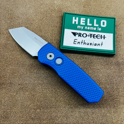 Pro-Tech Runt 5 2" Auto w/ 20CV & Textured Blue Aluminum Handle