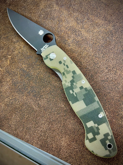 Spyderco C36GPCMOBK Black Camo Paramilitary