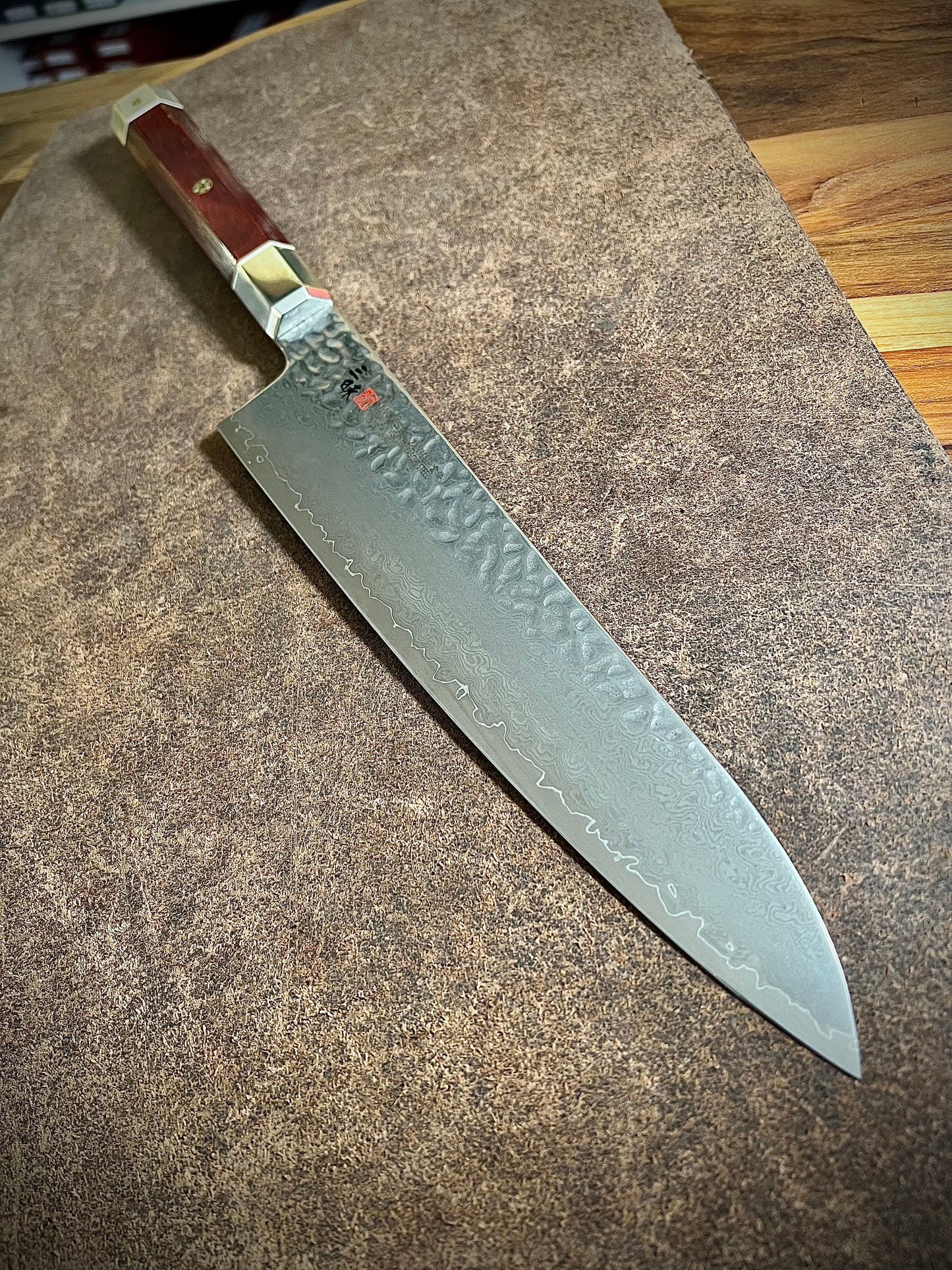 Mcusta Zanmai Ultimate Unkai 210mm (8.25") Gyuto