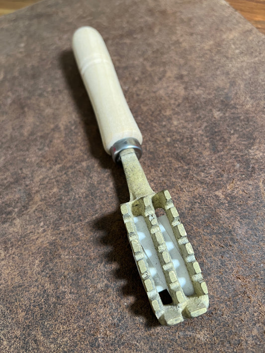 Kikuichi Urokotori 185mm (7.5") Small Fish Scaler