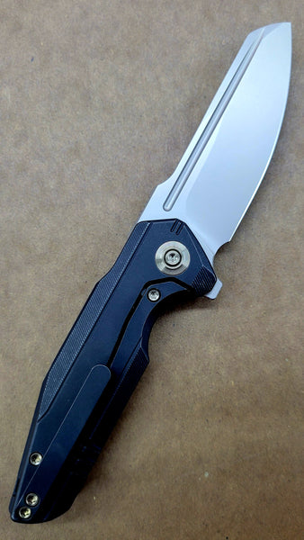 We Knife WE21017-3 Black Titanium Starhawk