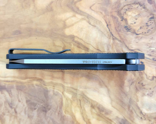 Pro-tech 5205 Malibu Textured Black Folder