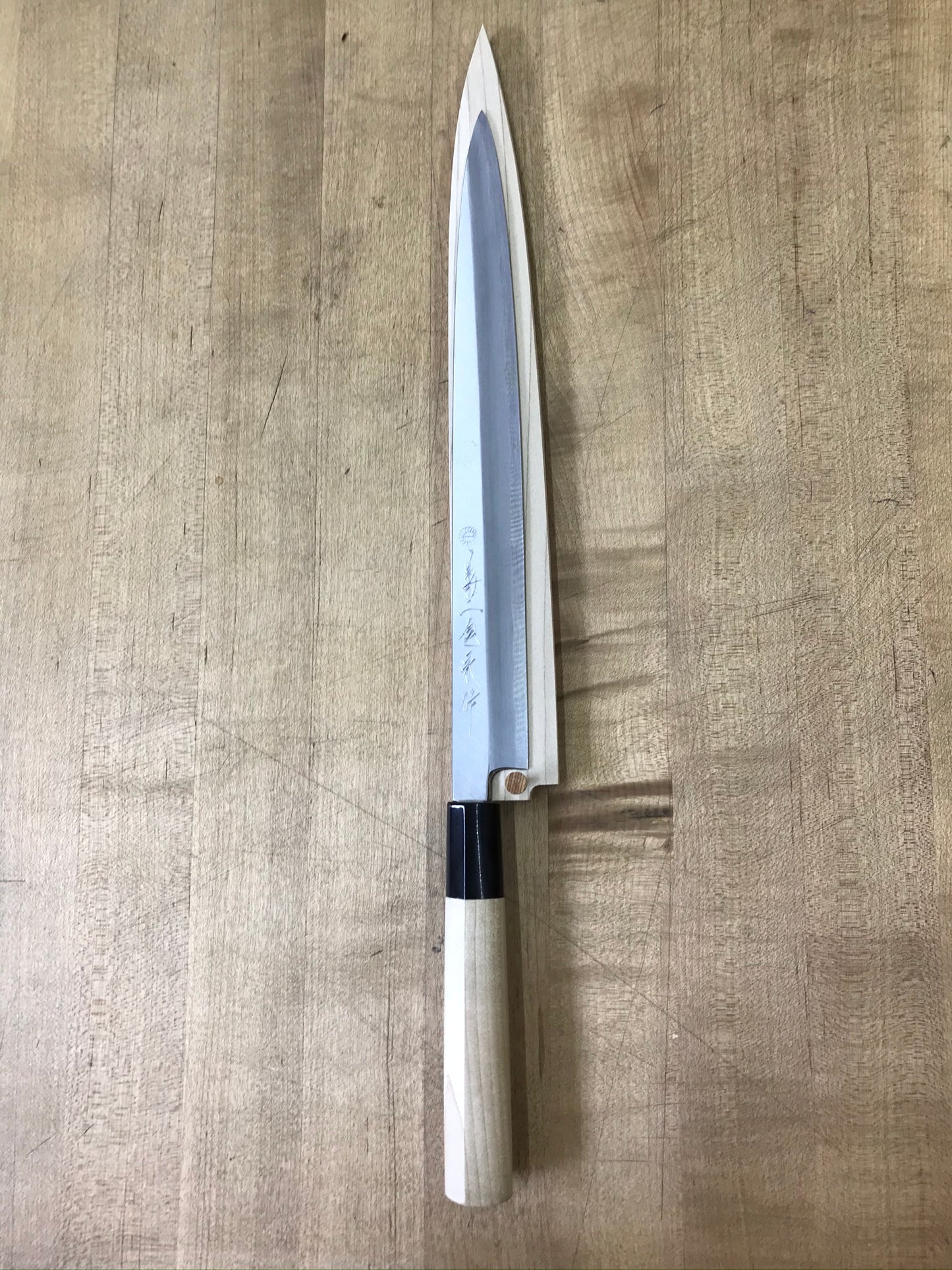 Kikuichi Kasumi White 270mm Fuguhiki w/ Saya