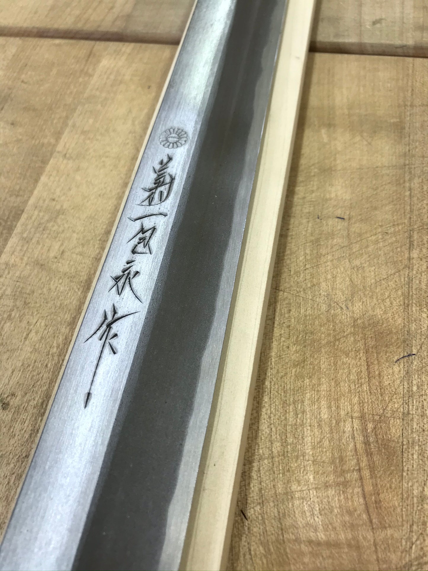 Kikuichi Tatsutogi 600mm (23.75") Magurokiri w/ Saya
