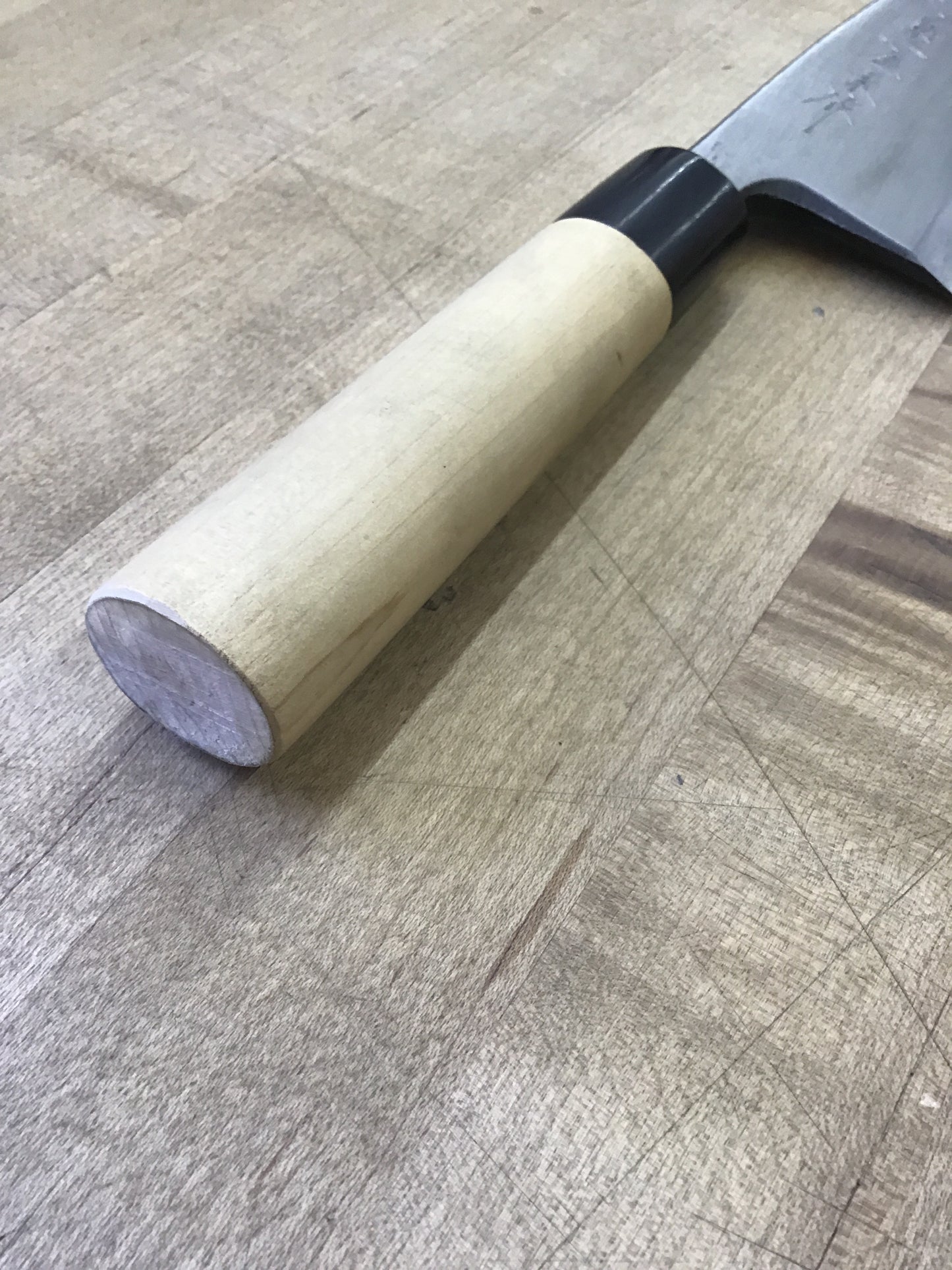 Kikuichi Tatsutogi 210mm Deba