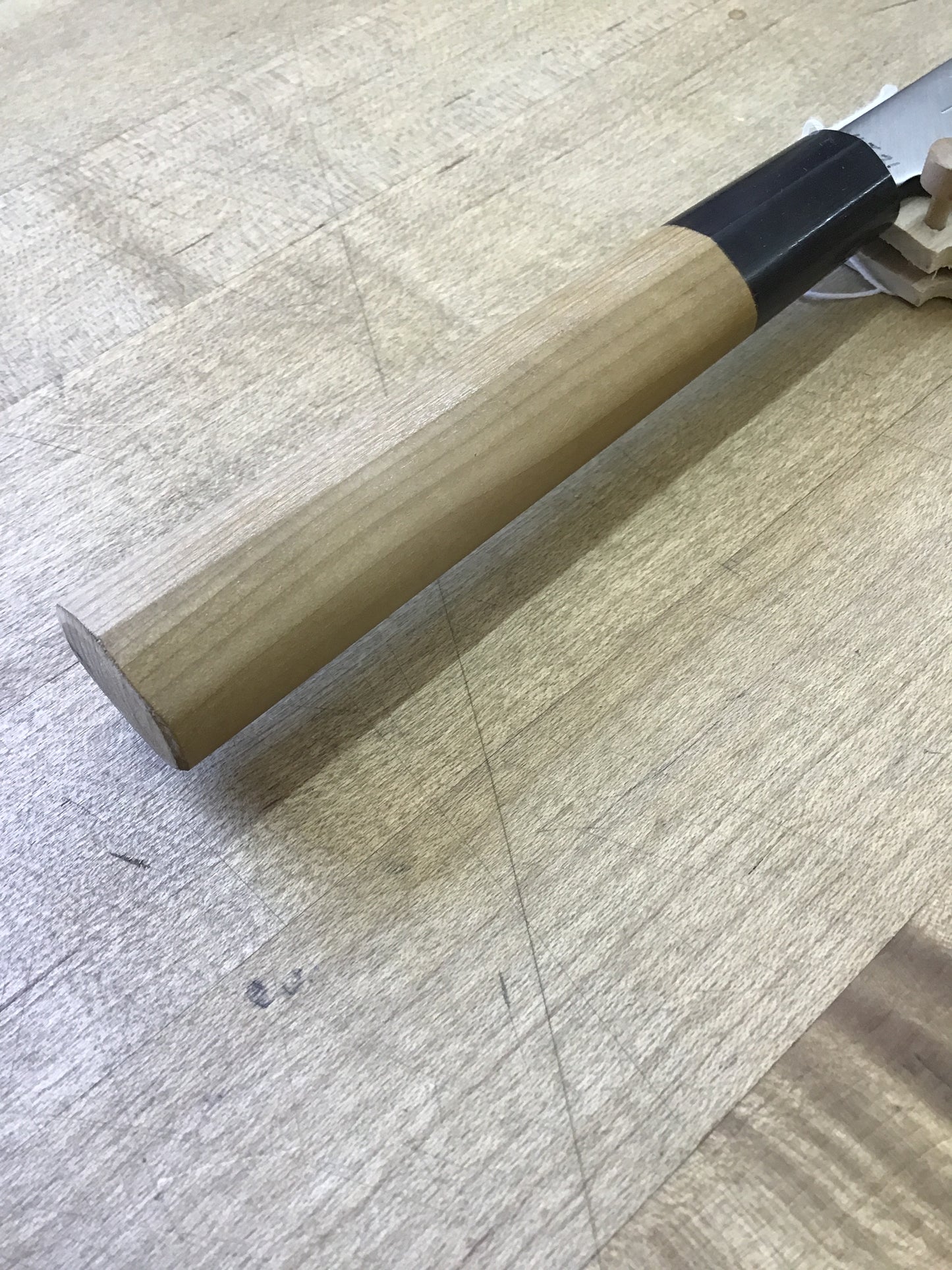 Kikuichi Kasumitogi 210mm Yanagi w/ Saya